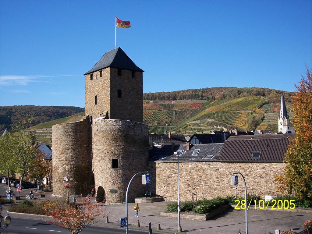Der Schuetzenhof Hotel Bad Neuenahr-Ahrweiler Bagian luar foto
