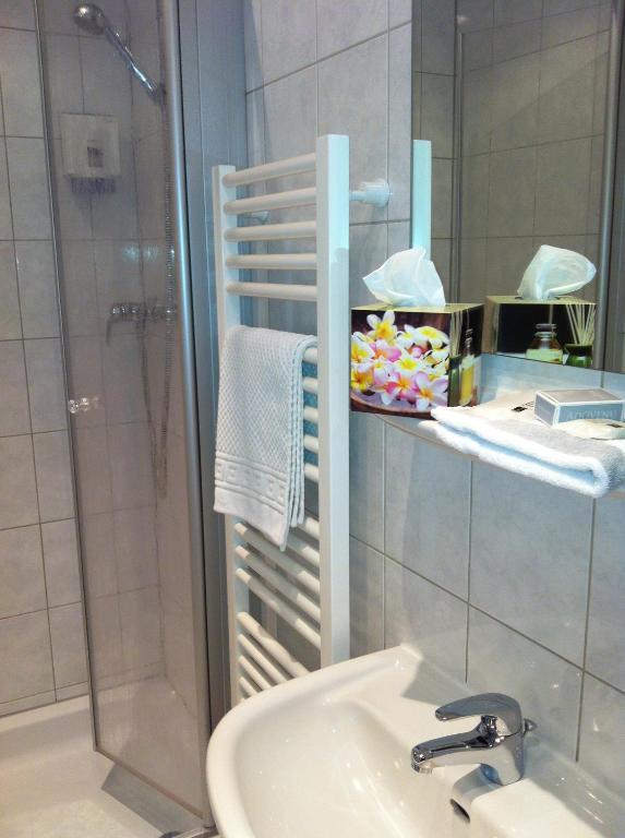 Der Schuetzenhof Hotel Bad Neuenahr-Ahrweiler Ruang foto